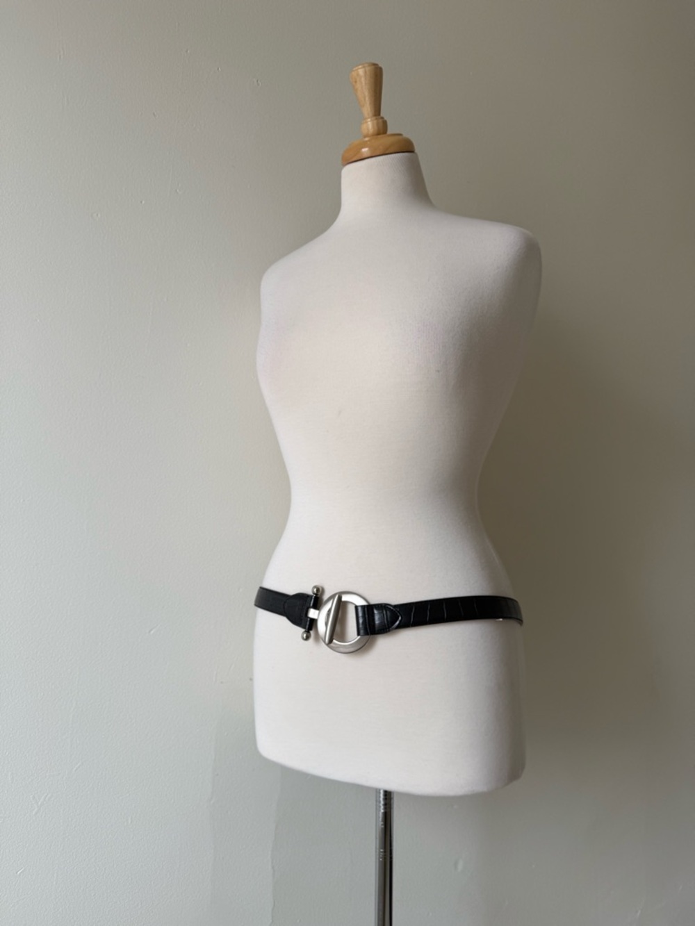 Vintage Black Leather Slide Belt | Croc Texture Minimal Silver Buckle - Picture 3 of 8